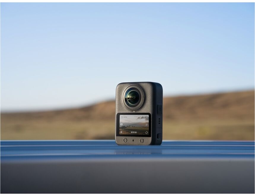 DJI Osmo 360 Adventure Combo