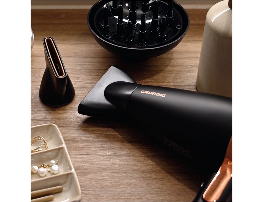 Grundig HD 8080