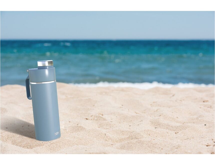 NINJA Thirsti 700 ml Reiseflasche