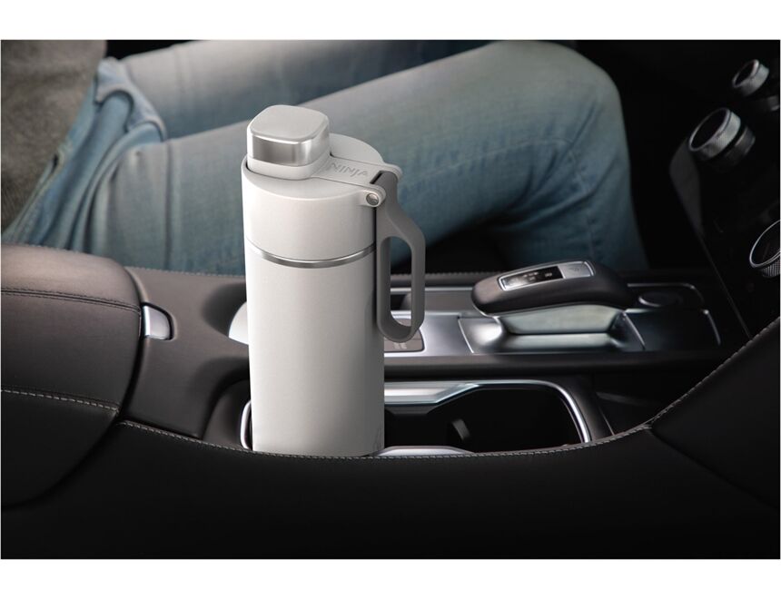 NINJA Thirsti 700 ml Reiseflasche