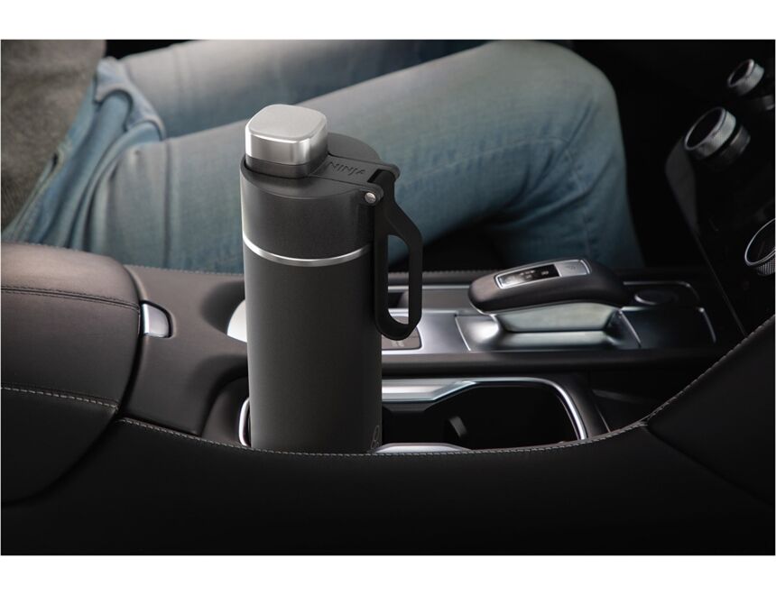 NINJA Thirsti 700 ml Reiseflasche