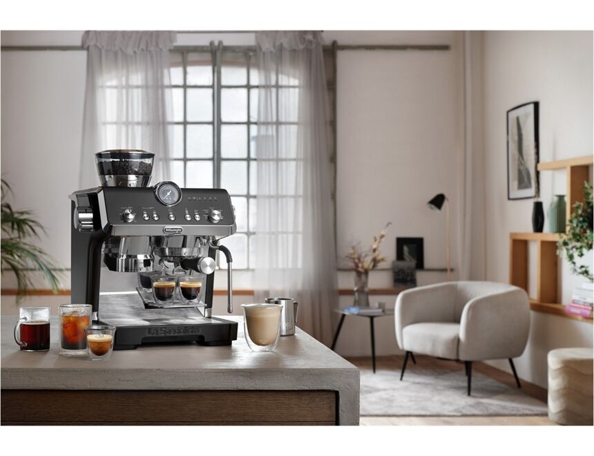 DeLonghi EC9555.BK La Specialista Opera